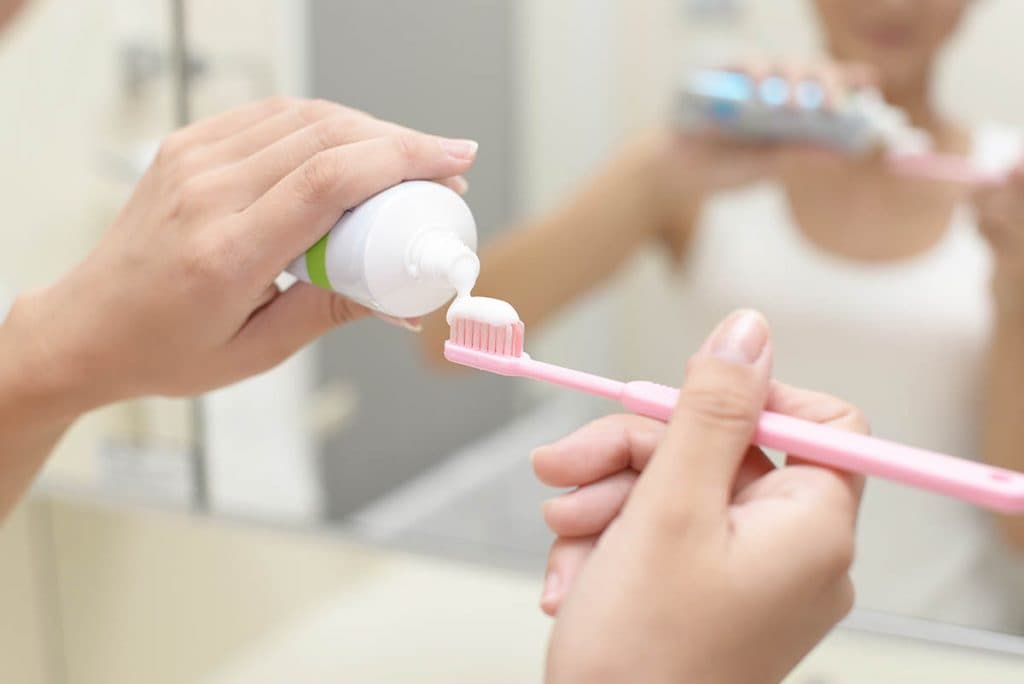 歯の磨きすぎには注意！正しいブラッシング方法をご紹介